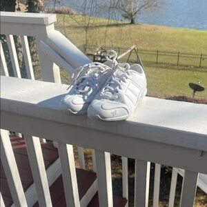 Varsity Cheer shoes girls size 3Y